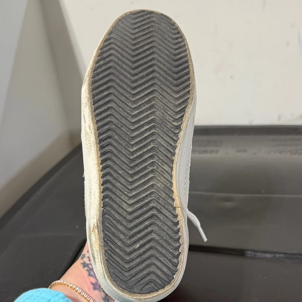 Golden Goose Sneakers with Pink and Gold Accents - Picture 4 of 4